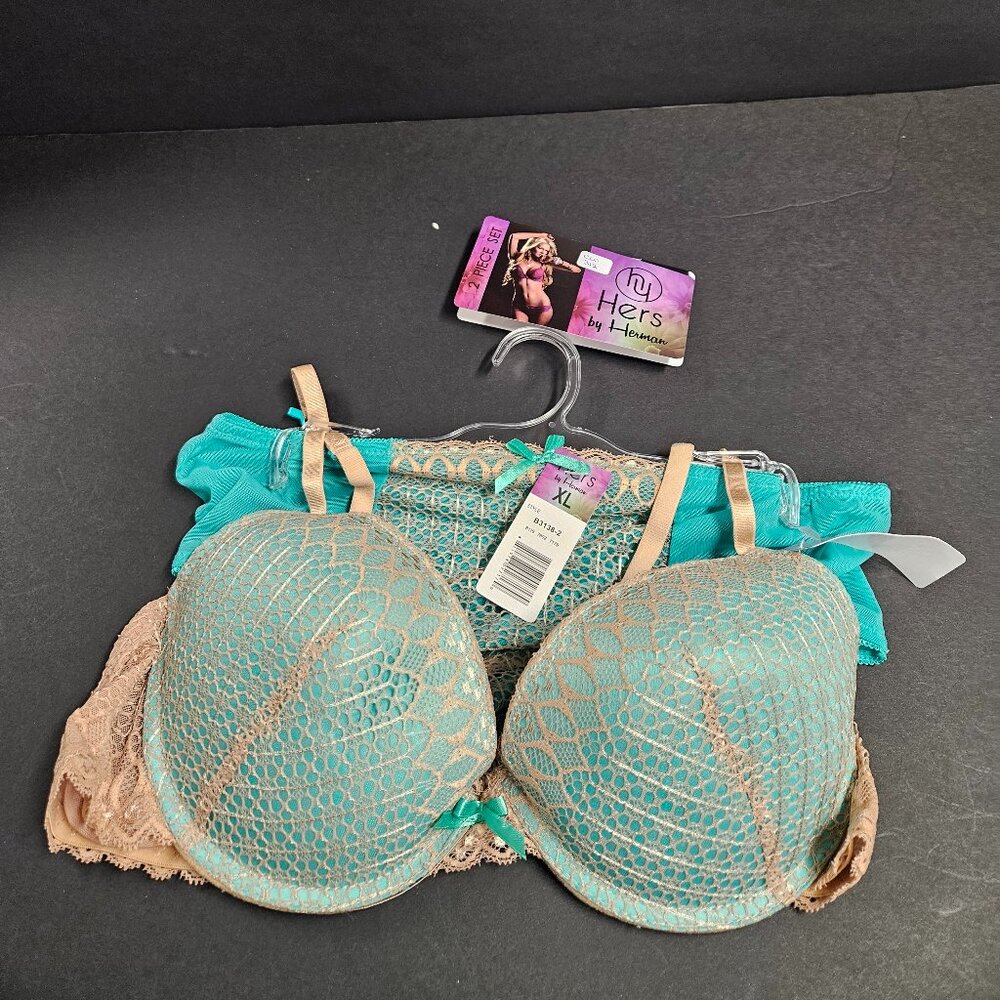 Hers by Herman 38C green with cream lacy bra and L Panties